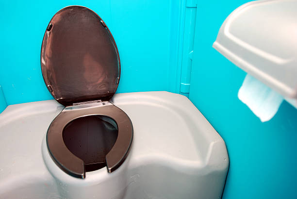 Portable bathroom rental in Cando, ND